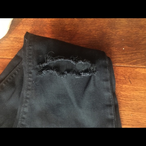 ASOS Black  Distressed Skinny Jeans 32”x 3… - Picture 3 of 3